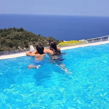 White Lefkada וילה *